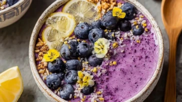 Blueberry Lemon Smoothie Bowl