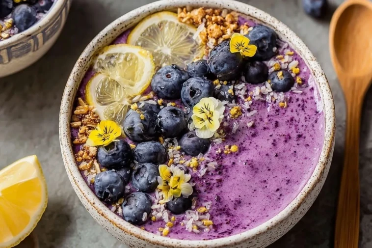 Blueberry Lemon Smoothie Bowl
