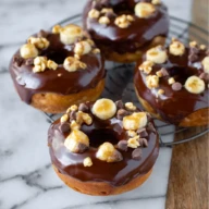 dernschro_httpss.mj.runjEmVUpGEFiQ_Lusciously_Banana_Doughnut_6f53f8a0-5a41-46cc-8be2-09dc41a9c13b_0
